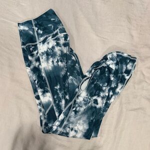 Fabletics PureLuxe Turquoise Tie-Dye Leggings with cut out pattern Medium